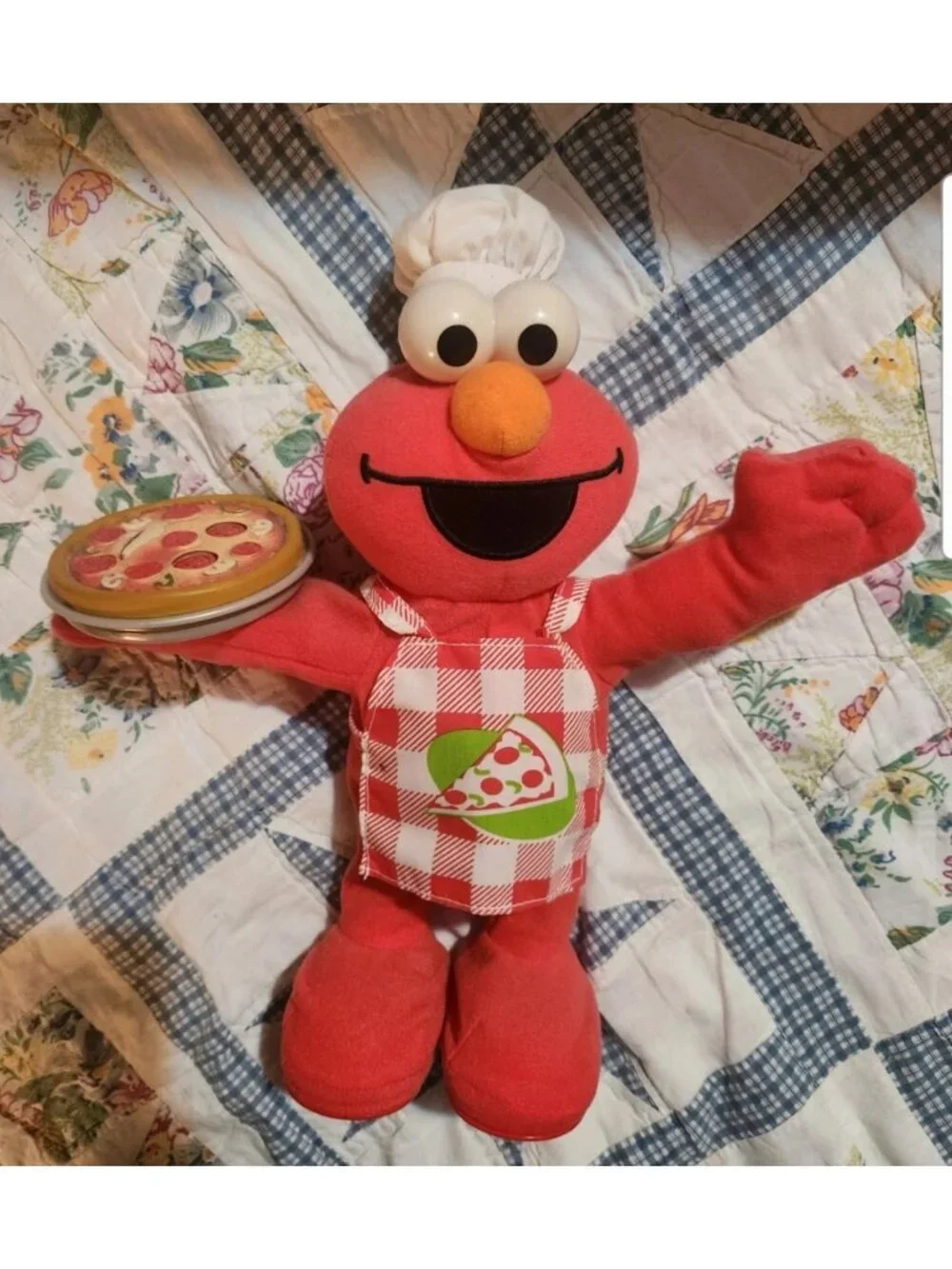 Dancing Elmo & Singing Pizza Toy 2006